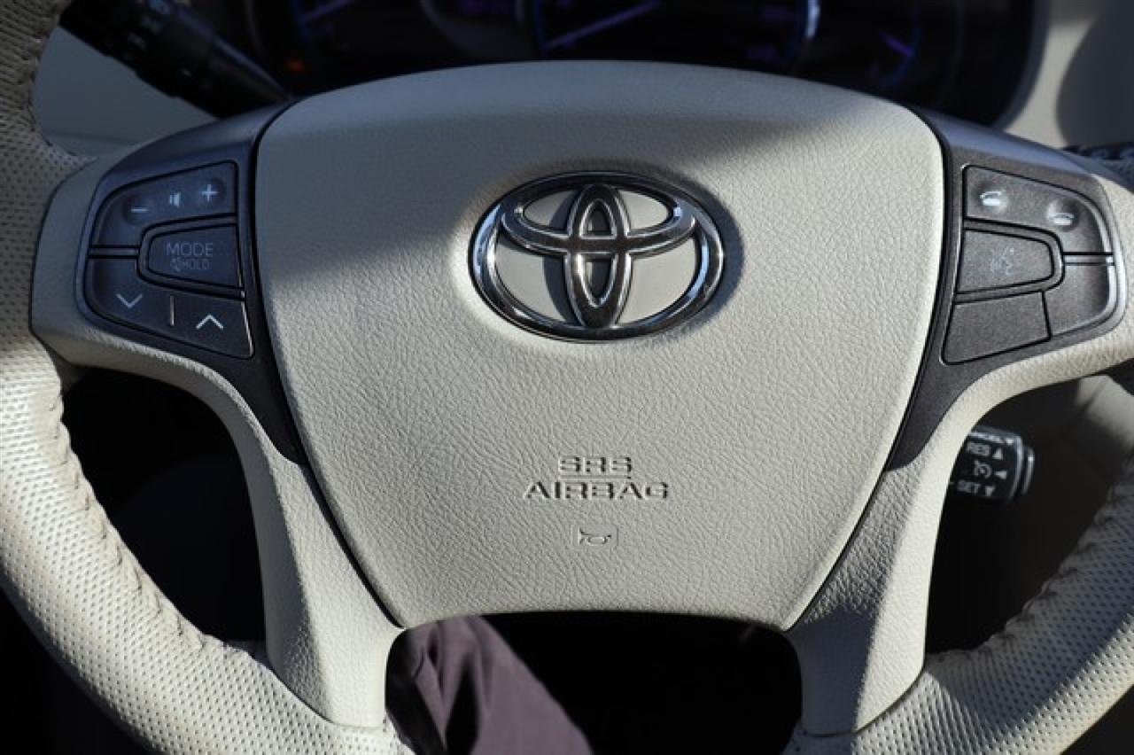 Toyota Sienna  2011