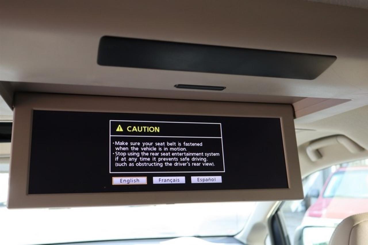 Toyota Sienna  2011