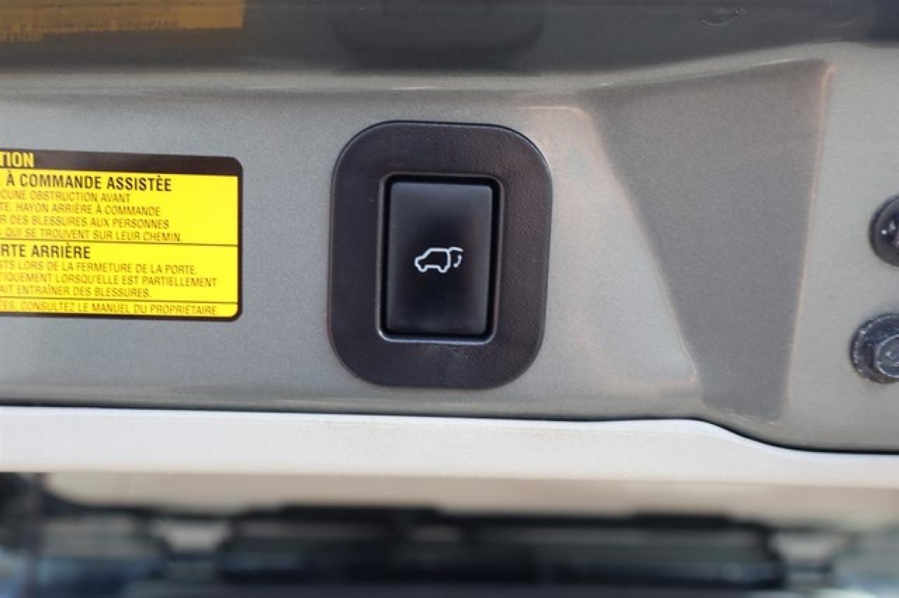Toyota Sienna  2011
