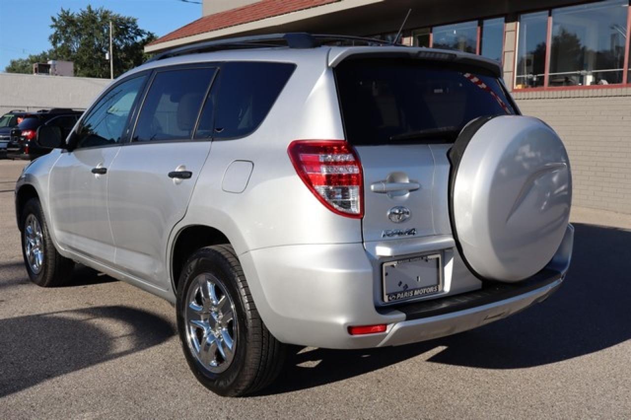 Toyota RAV4  2012