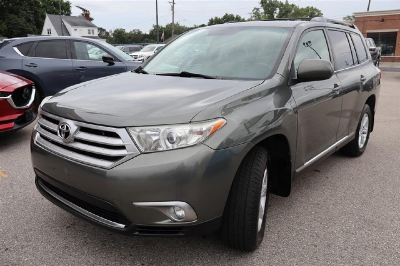 Toyota Highlander  2012