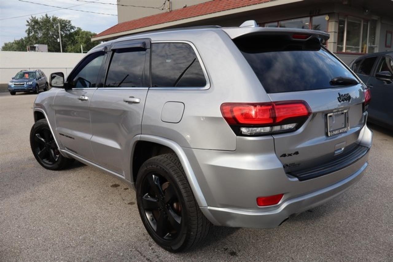 Jeep Grand Cherokee  2015