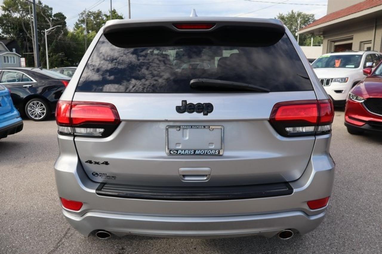 Jeep Grand Cherokee  2015