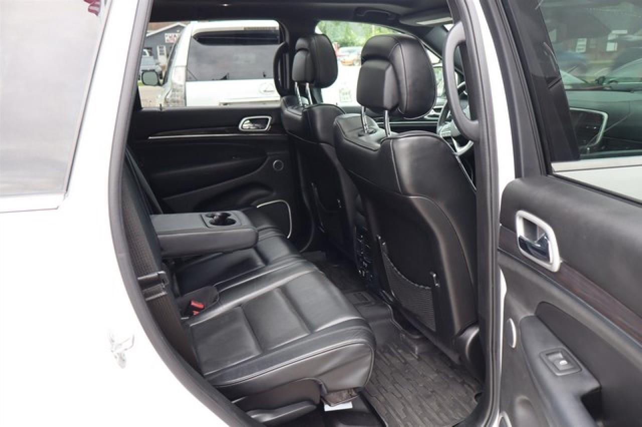 Jeep Grand Cherokee  2016