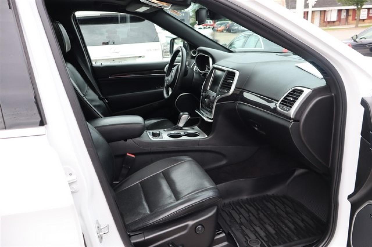 Jeep Grand Cherokee  2016