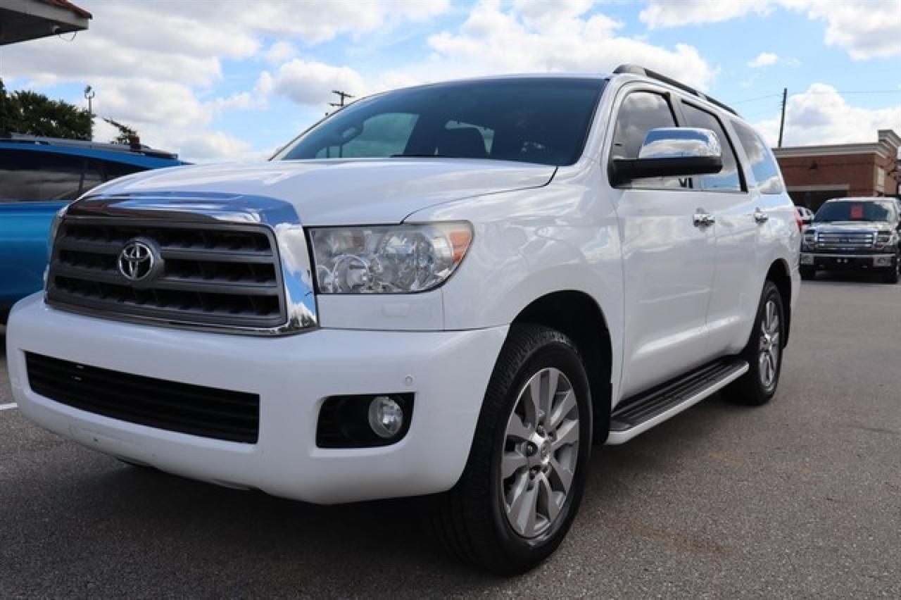 Toyota Sequoia  2014