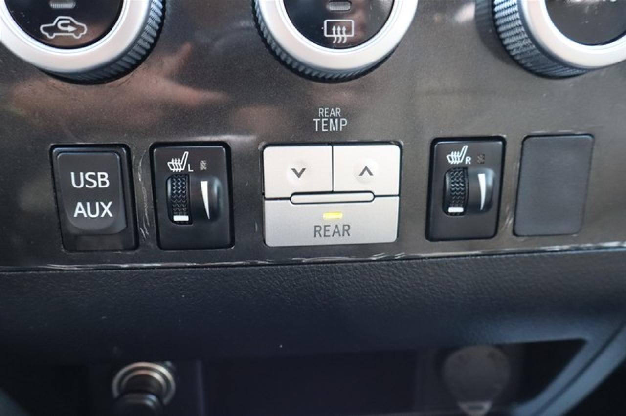 Toyota Sequoia  2014