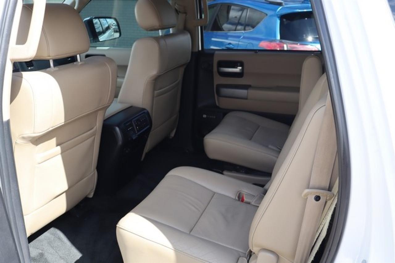 Toyota Sequoia  2014