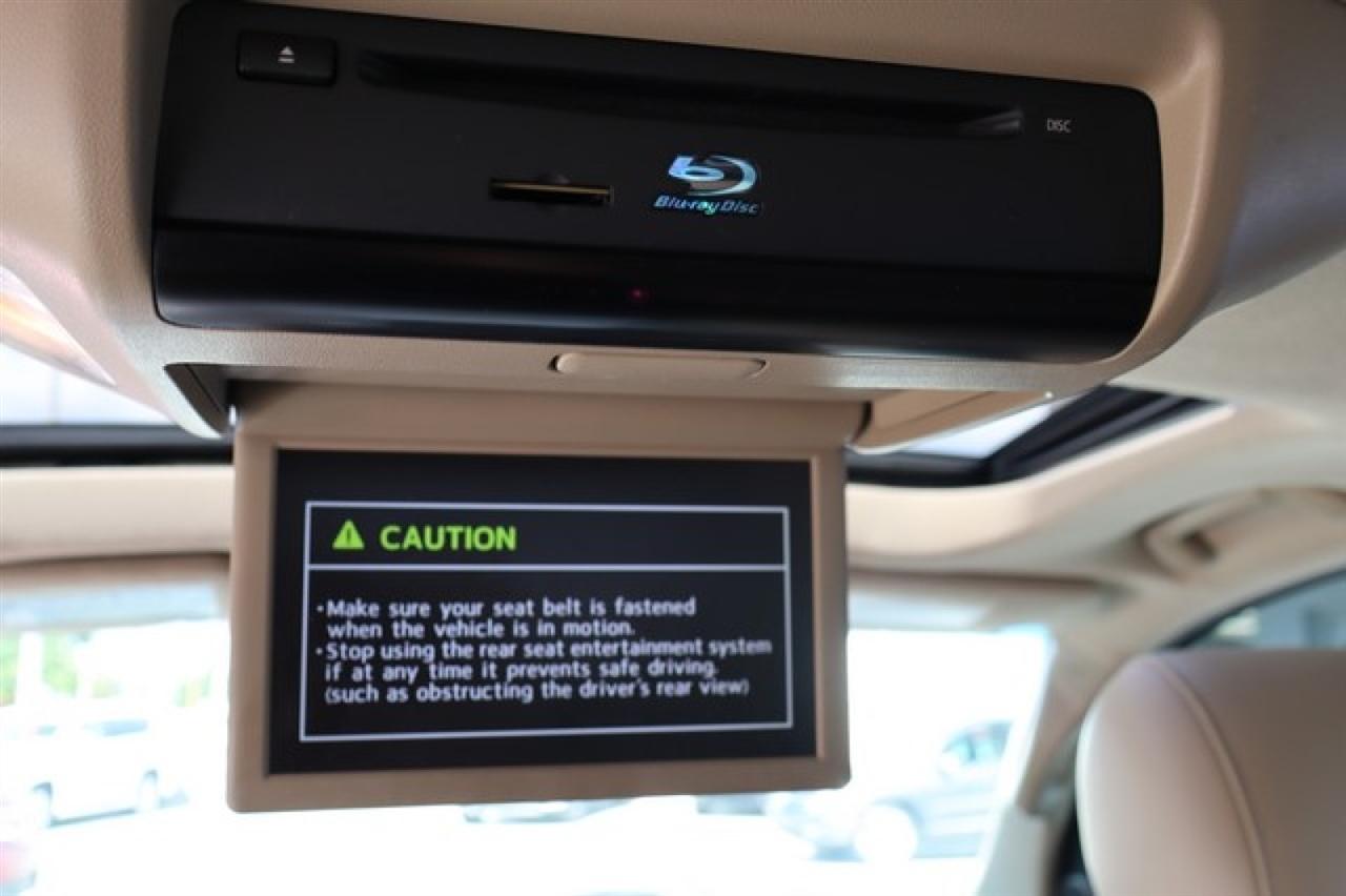 Toyota Sequoia  2014