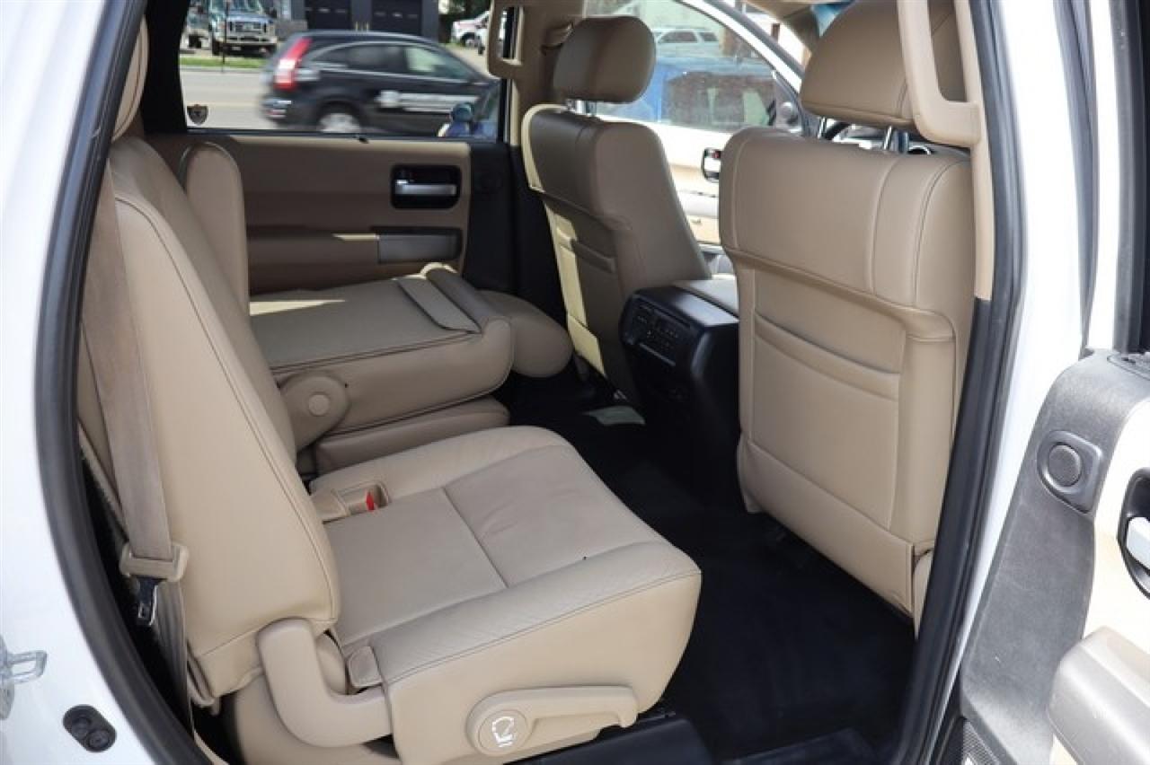 Toyota Sequoia  2014