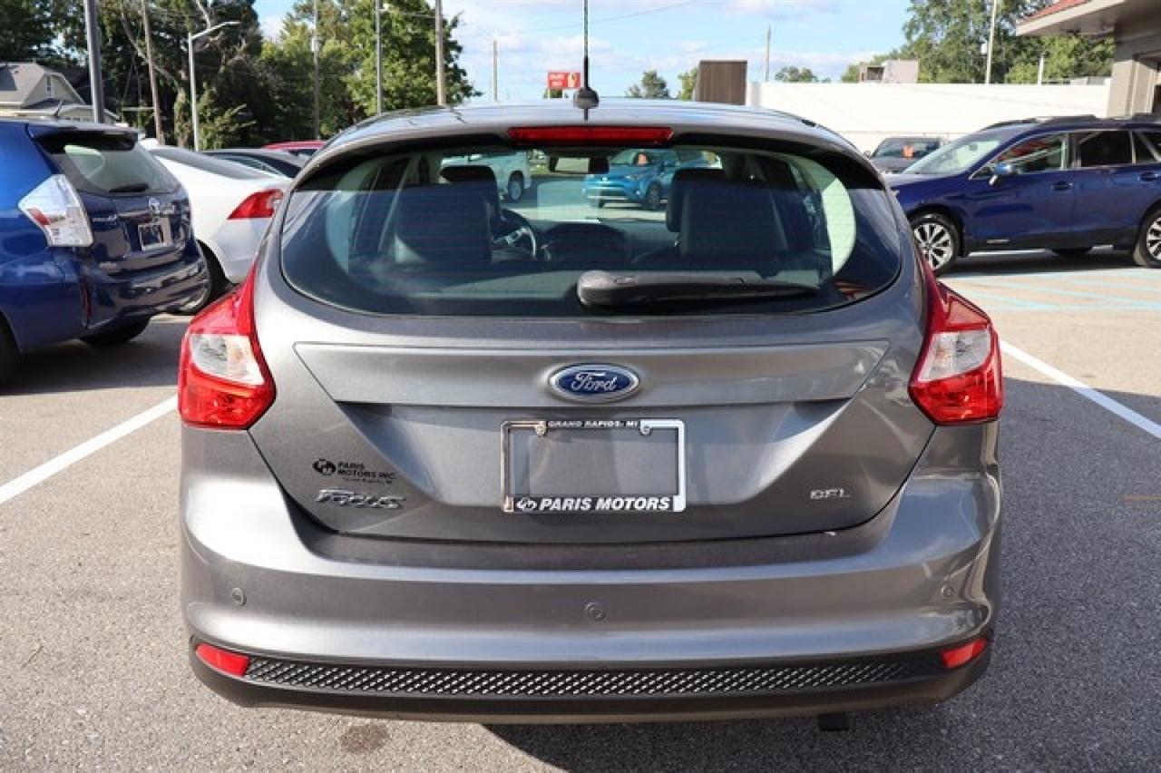 Ford Focus  2012