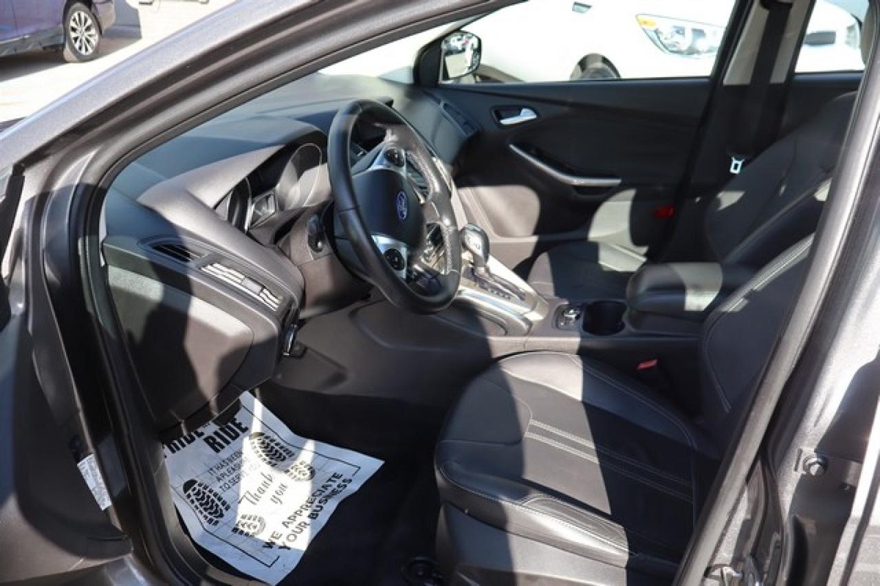 Ford Focus  2012