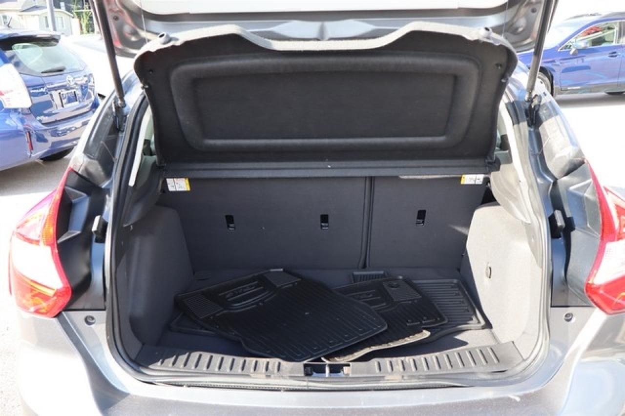Ford Focus  2012