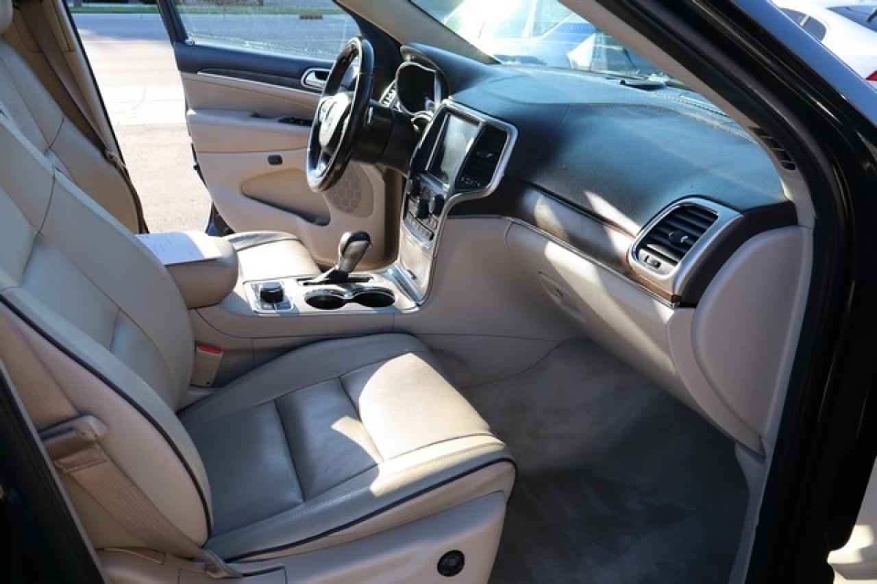 Jeep Grand Cherokee  2016