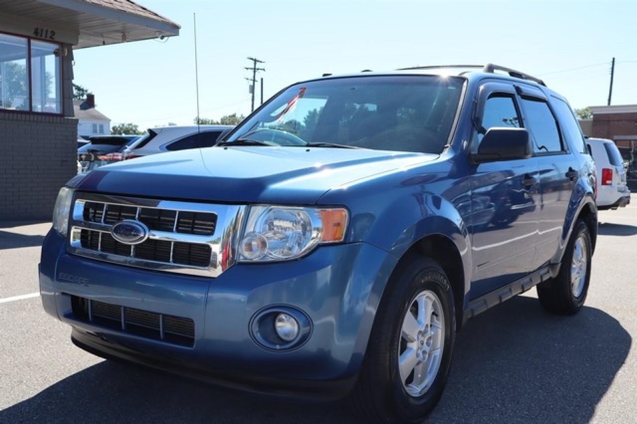 Ford Escape  2010