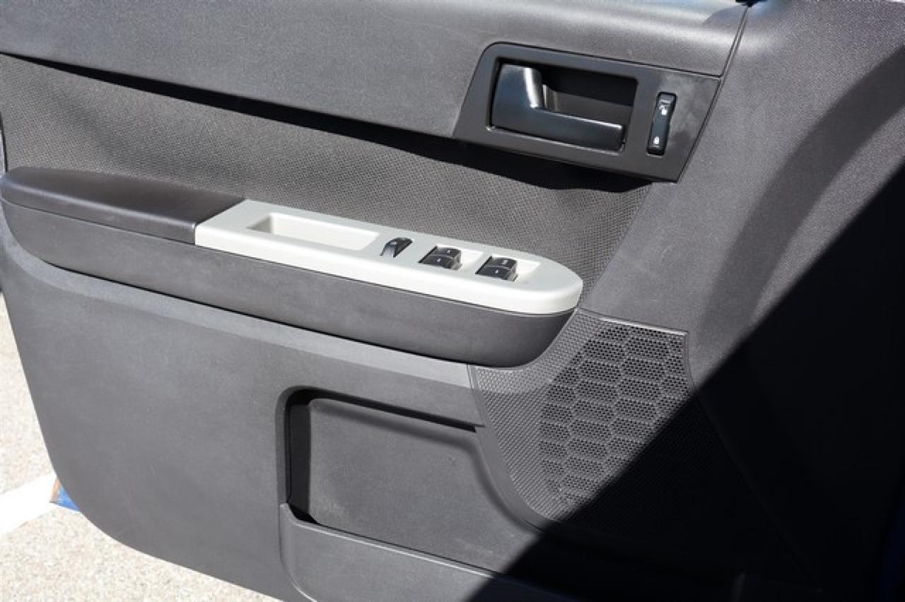 Ford Escape  2010