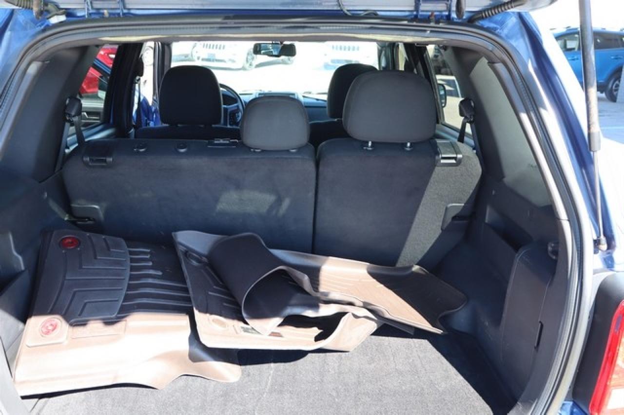 Ford Escape  2010