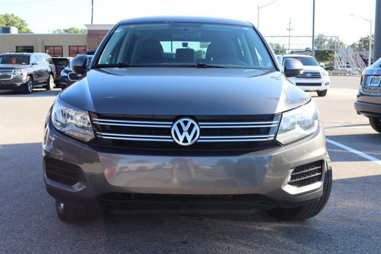Volkswagen Tiguan  2014