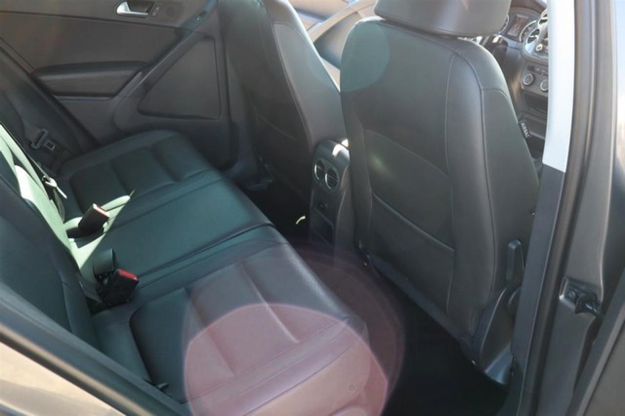 Volkswagen Tiguan  2014