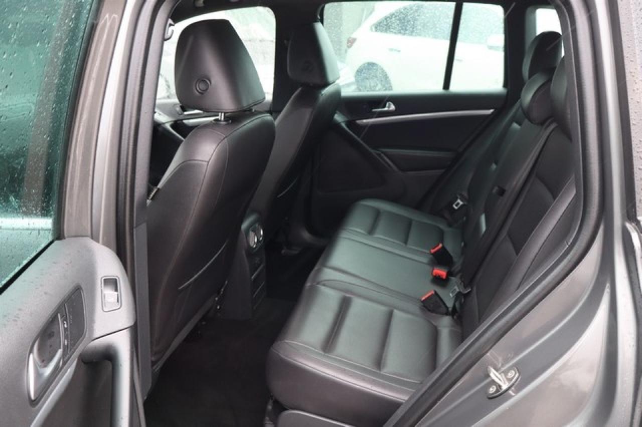Volkswagen Tiguan  2016