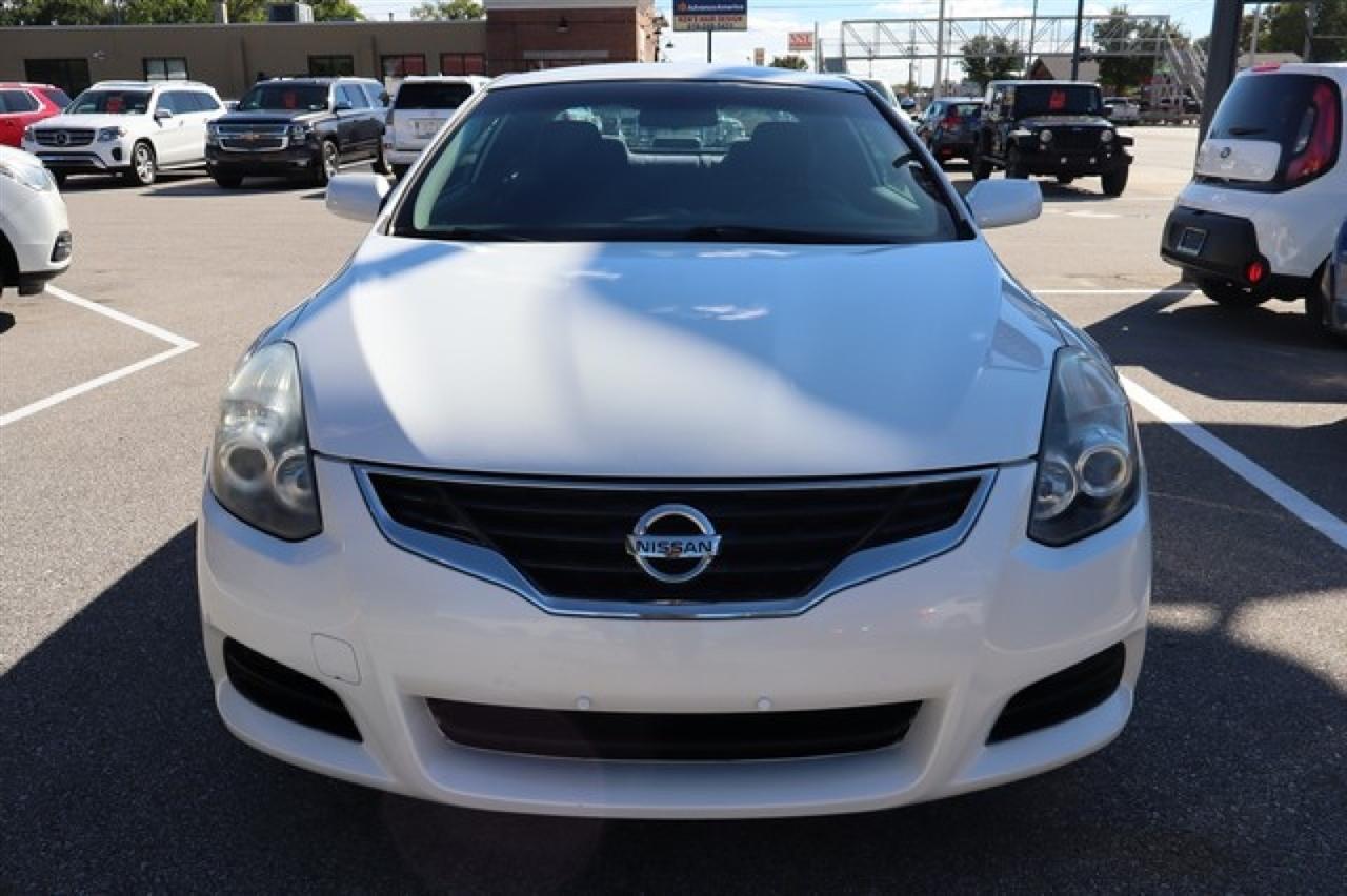 Nissan Altima  2012