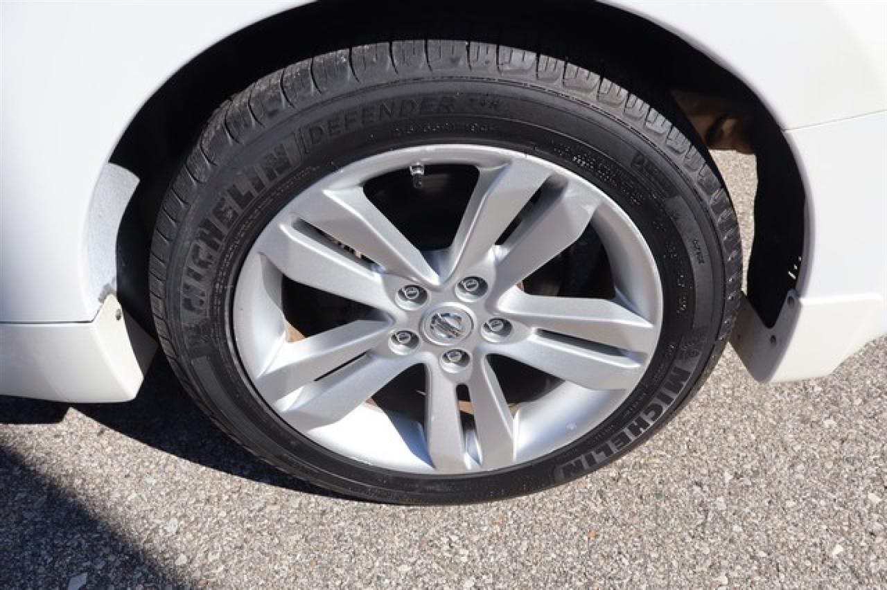 Nissan Altima  2012