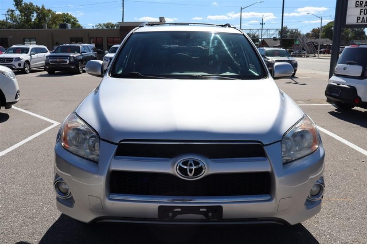 Toyota RAV4  2010