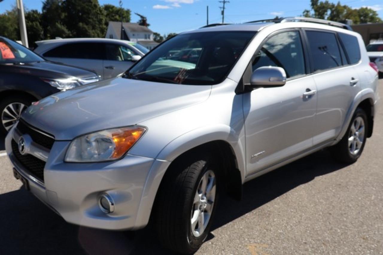 Toyota RAV4  2010