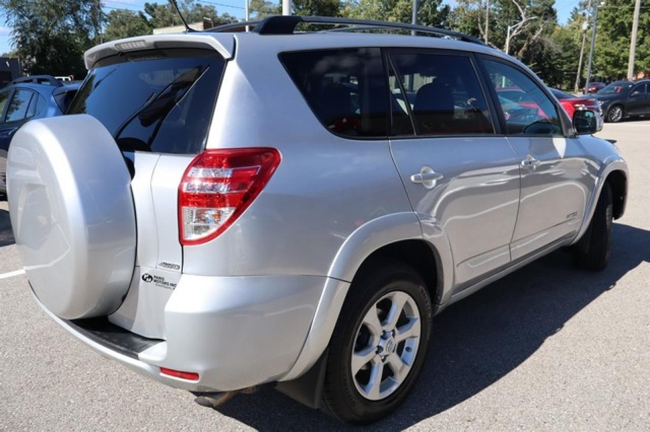 Toyota RAV4  2010
