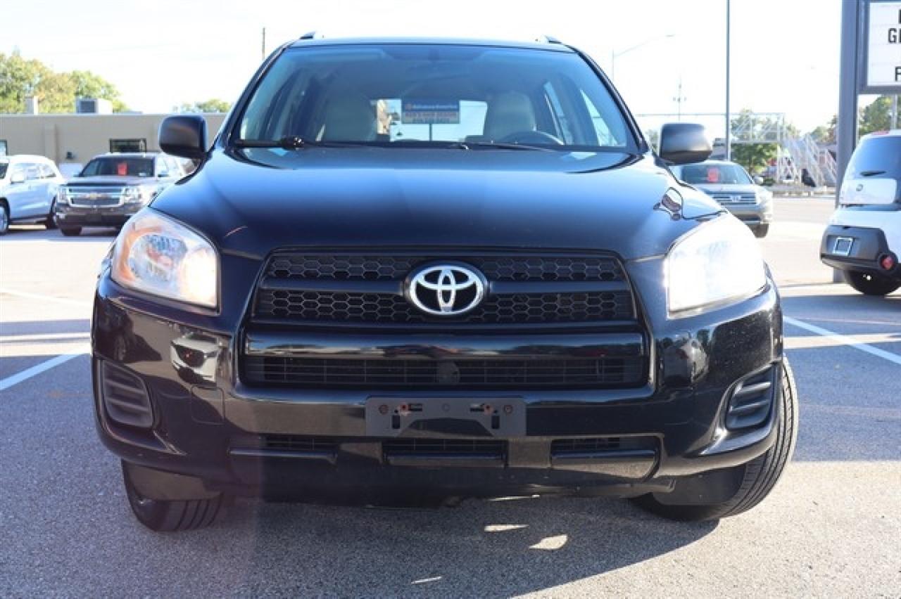 Toyota RAV4  2011