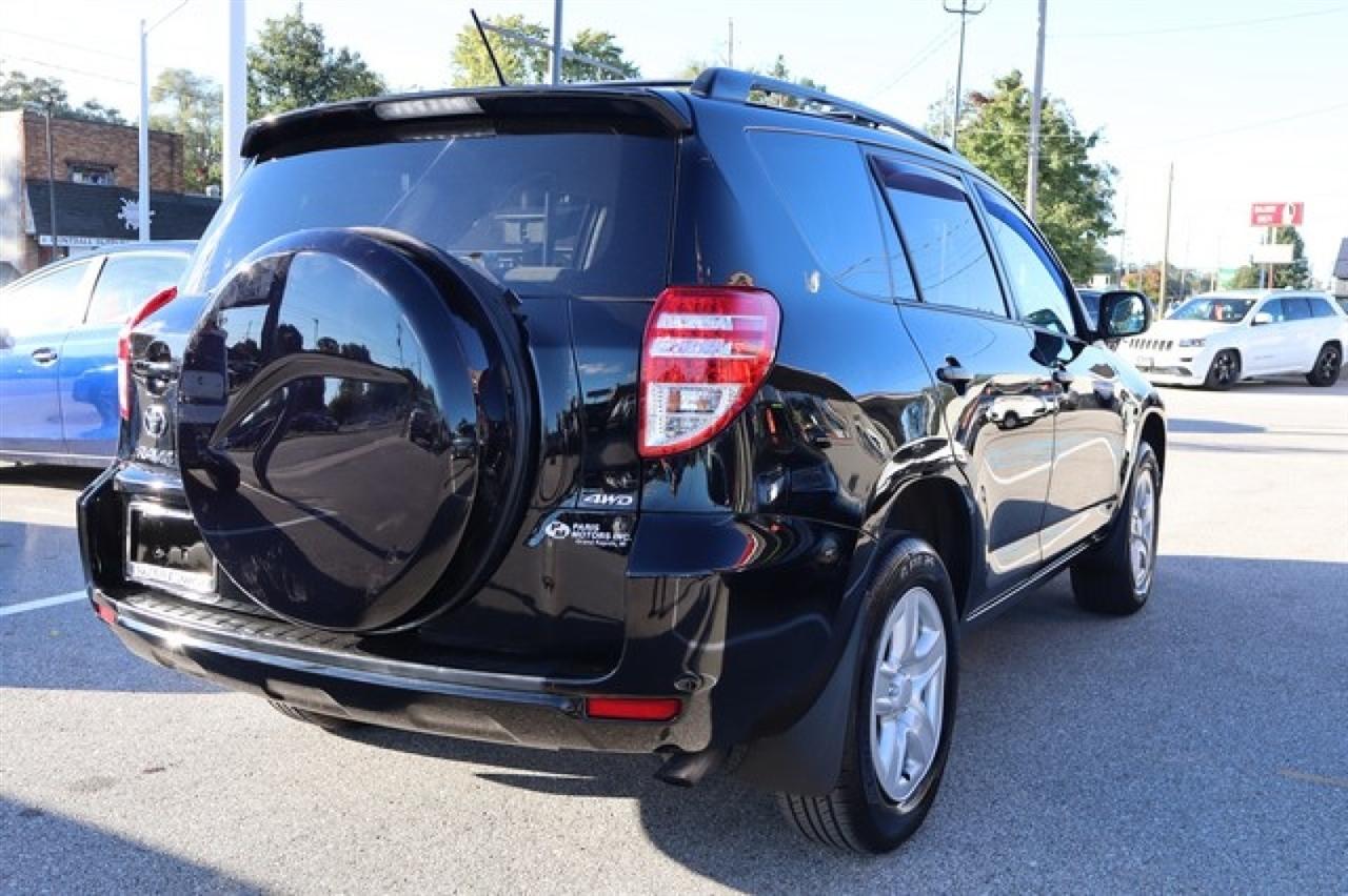 Toyota RAV4  2011