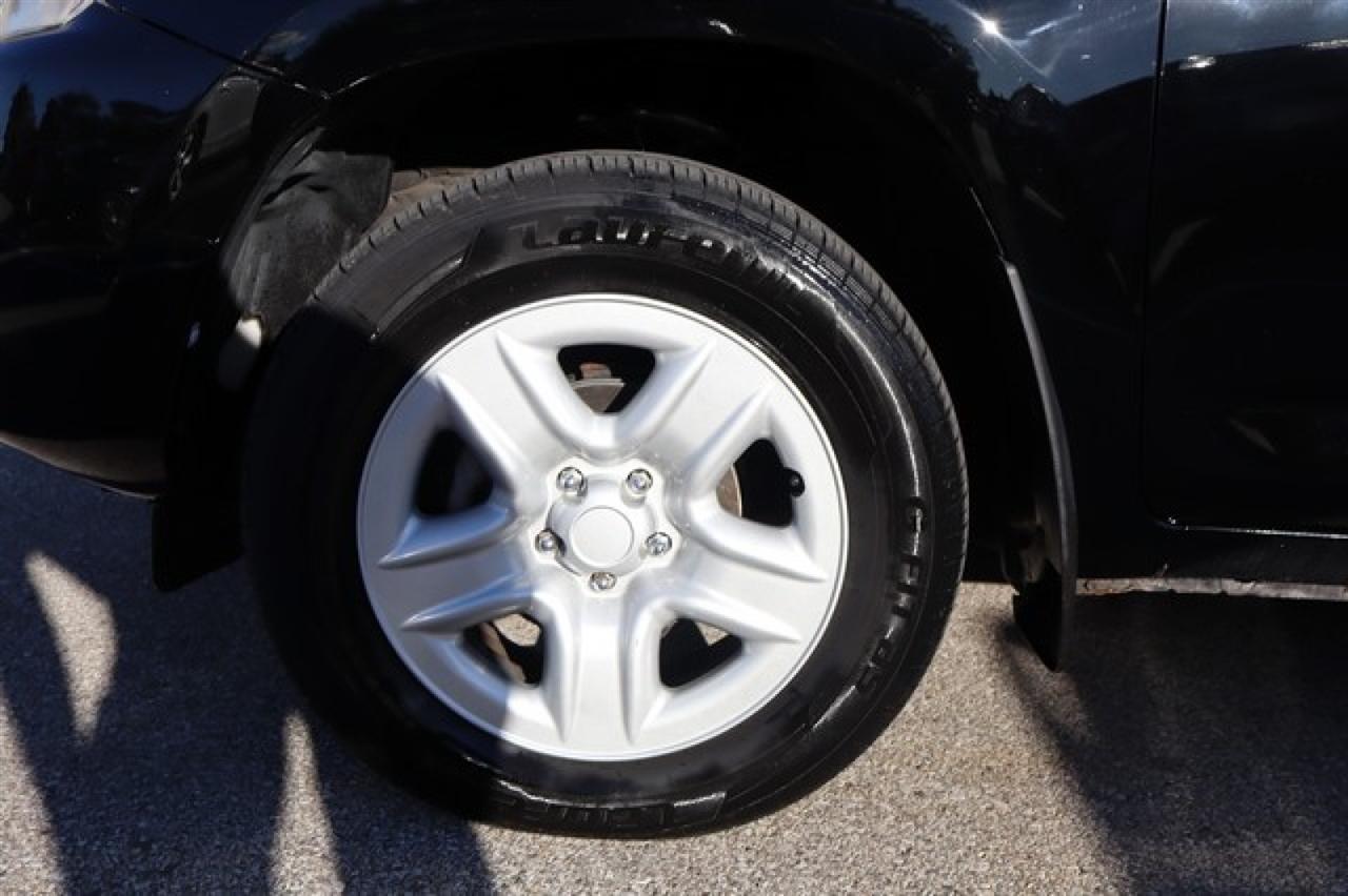 Toyota RAV4  2011