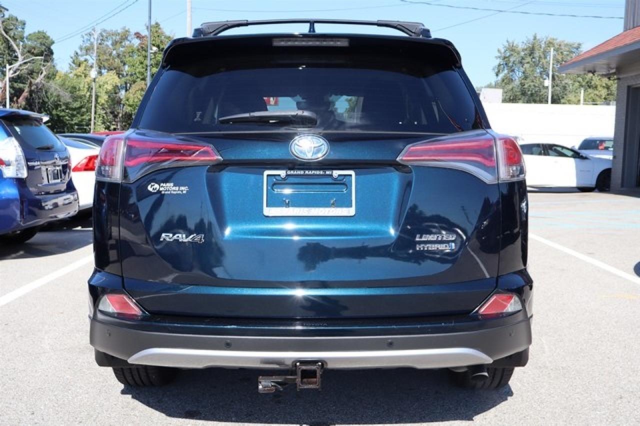 Toyota RAV4 Hybrid  2017