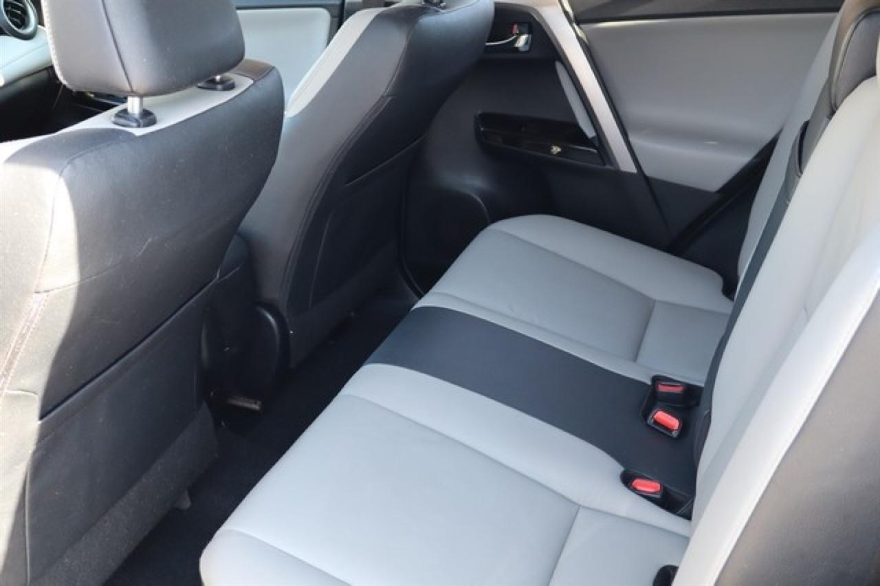 Toyota RAV4 Hybrid  2017