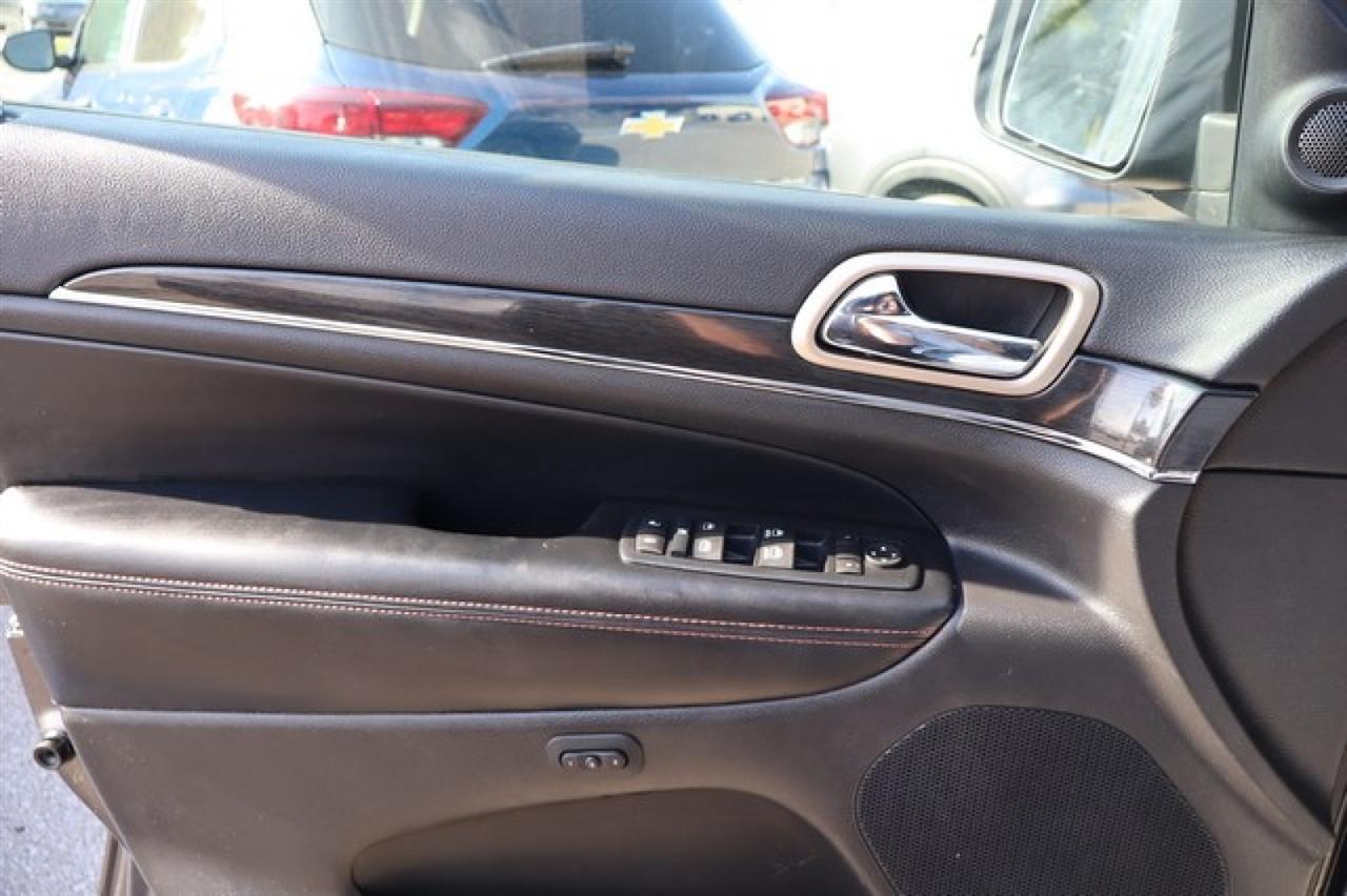 Jeep Grand Cherokee  2016