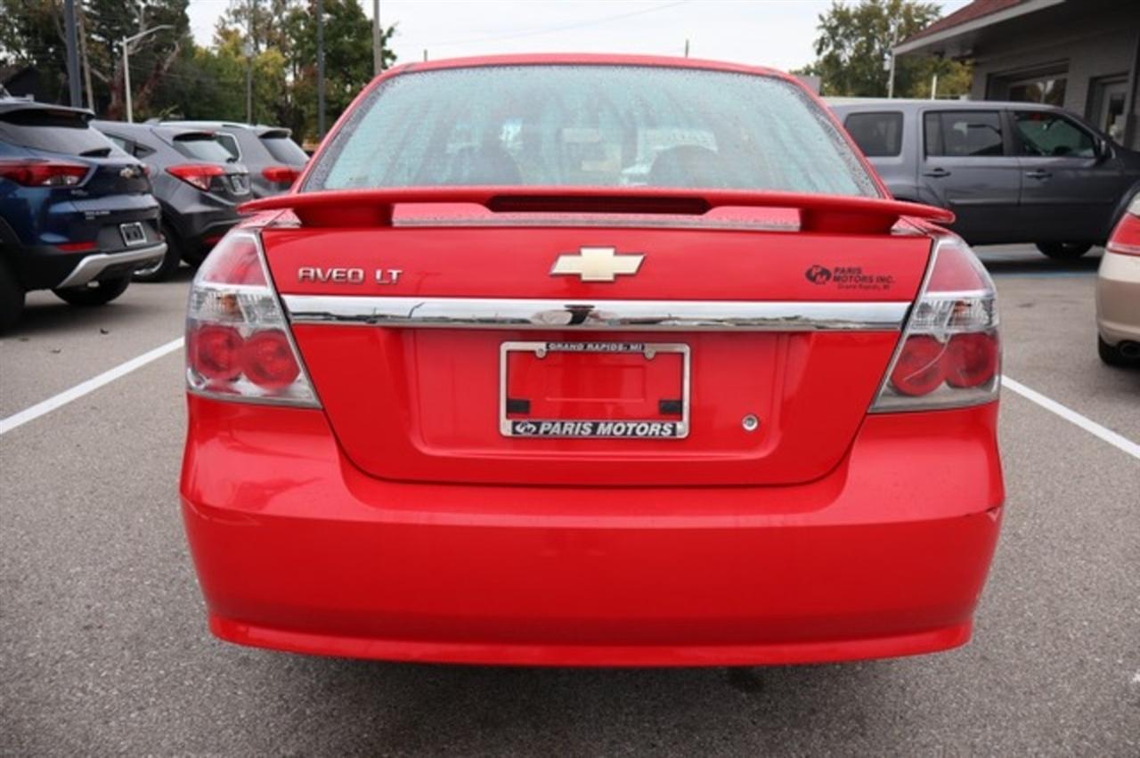 Chevrolet Aveo  2011