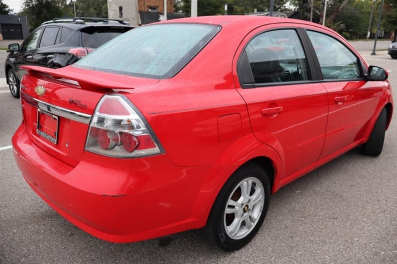 Chevrolet Aveo  2011
