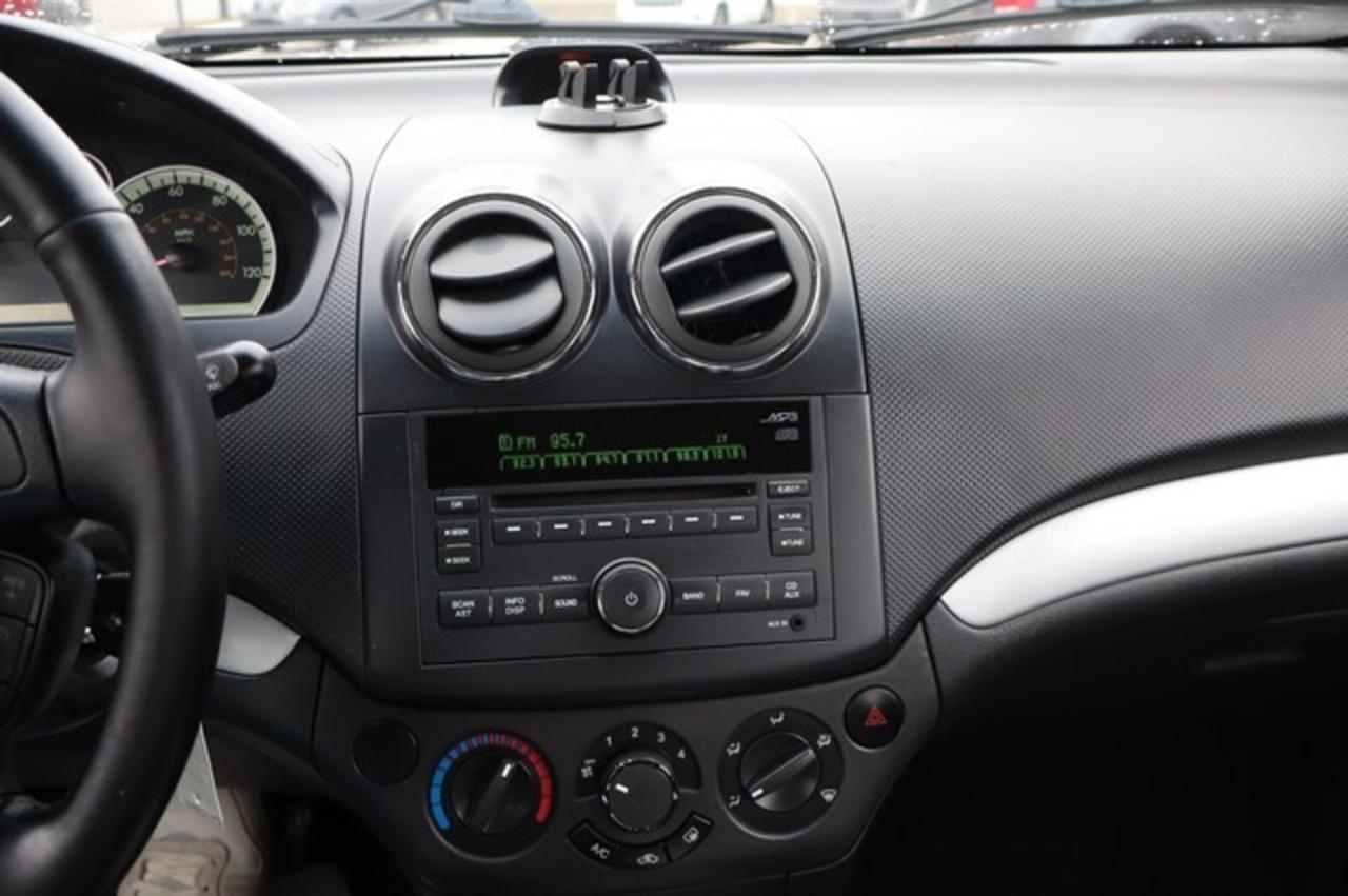 Chevrolet Aveo  2011