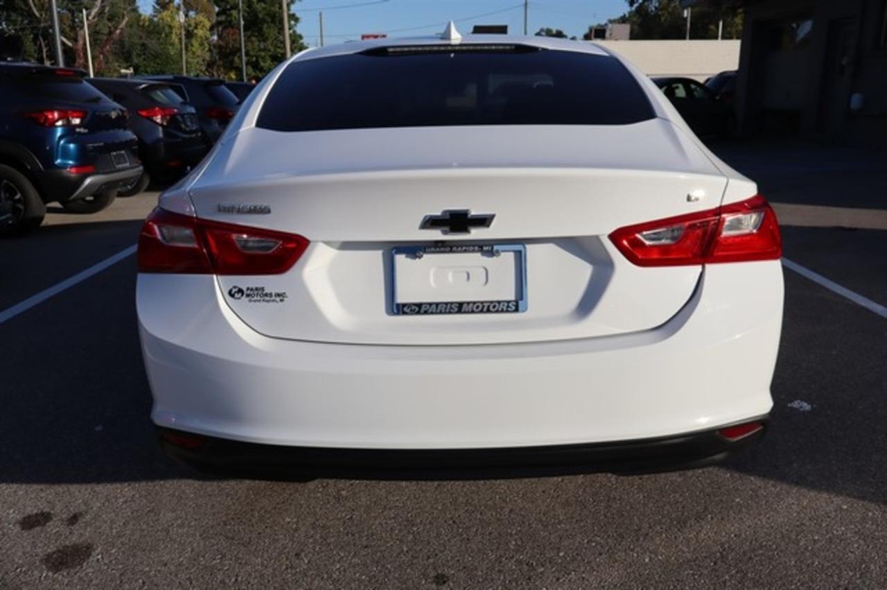Chevrolet Malibu  2018