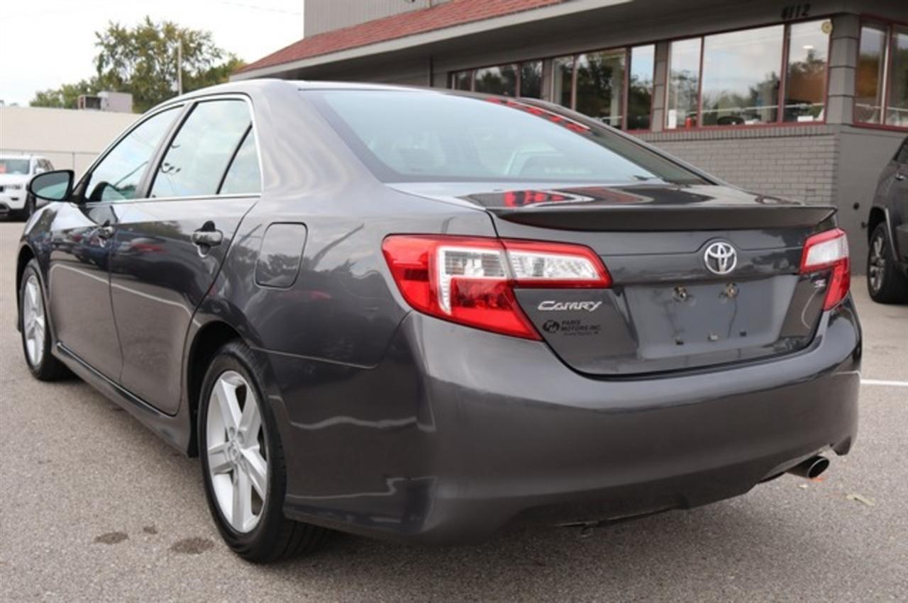 Toyota Camry  2013