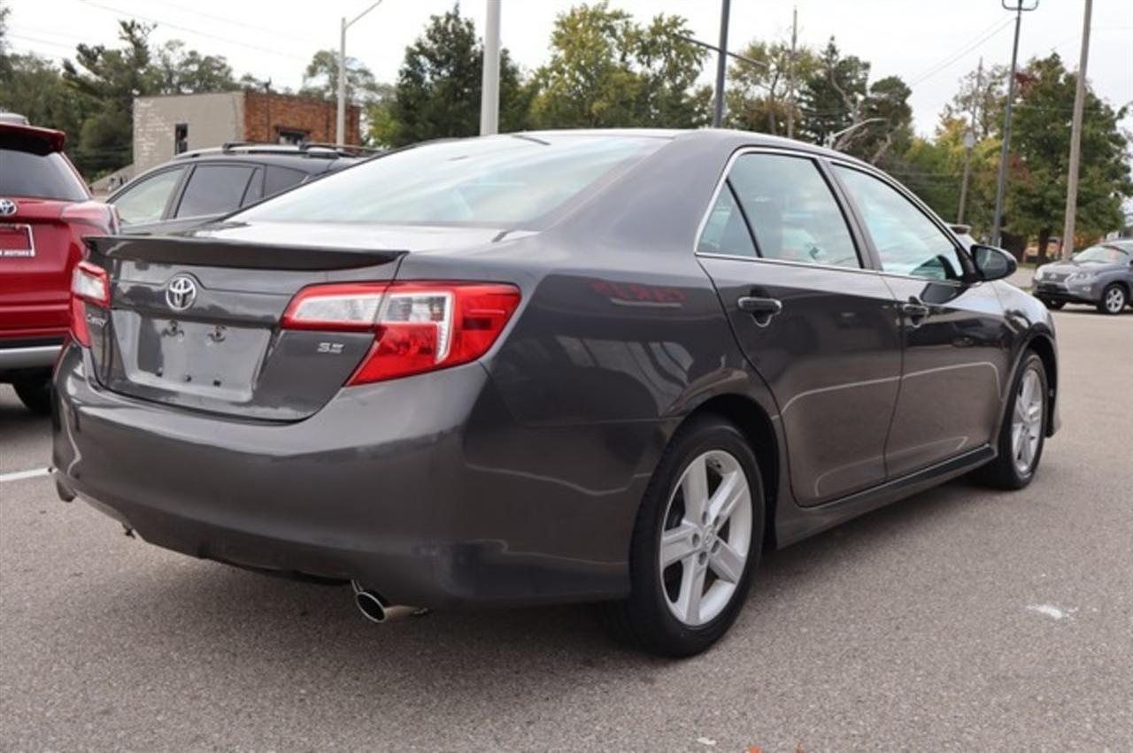 Toyota Camry  2013