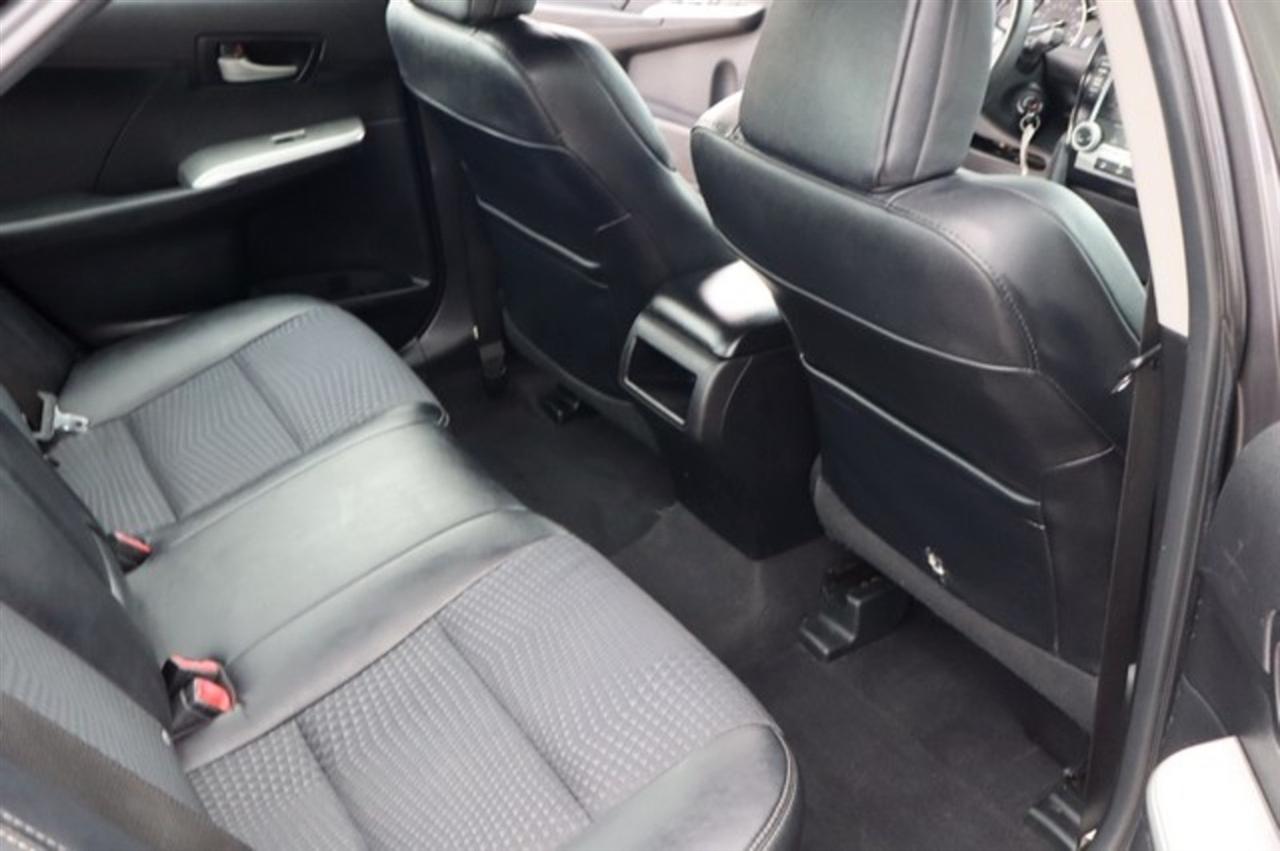 Toyota Camry  2013