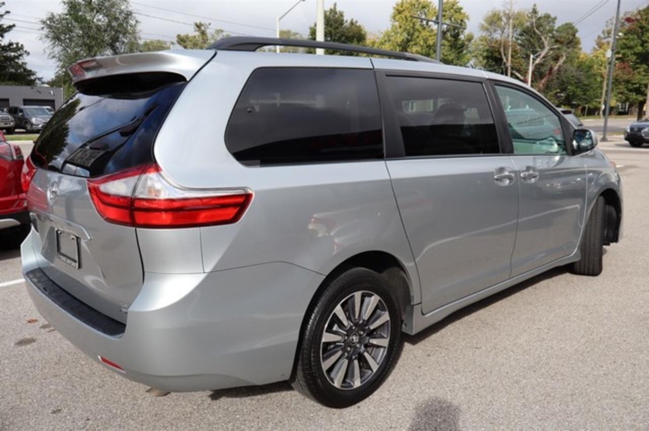 Toyota Sienna  2019