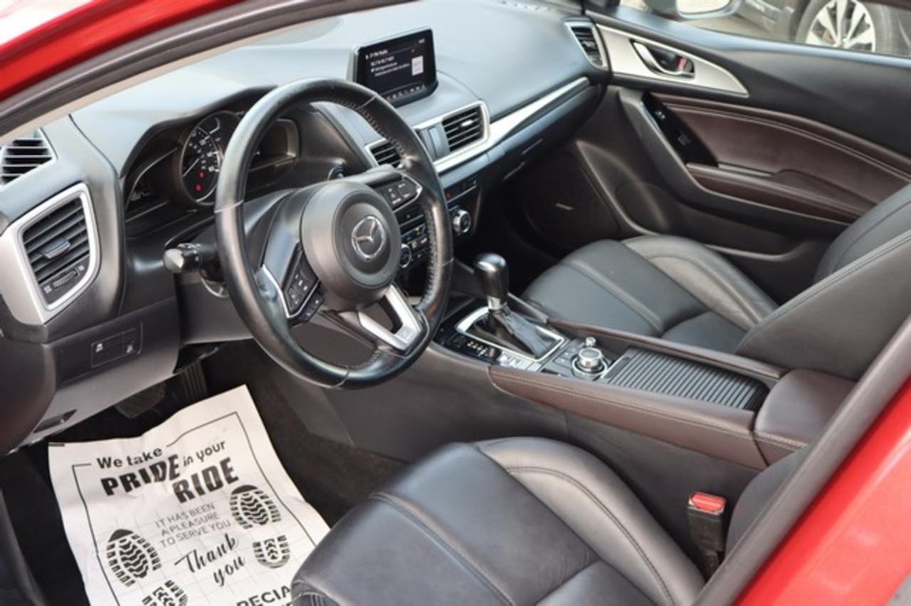 Mazda MAZDA3  2018