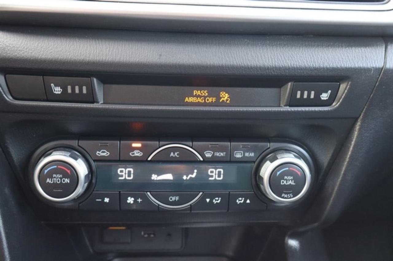 Mazda MAZDA3  2018