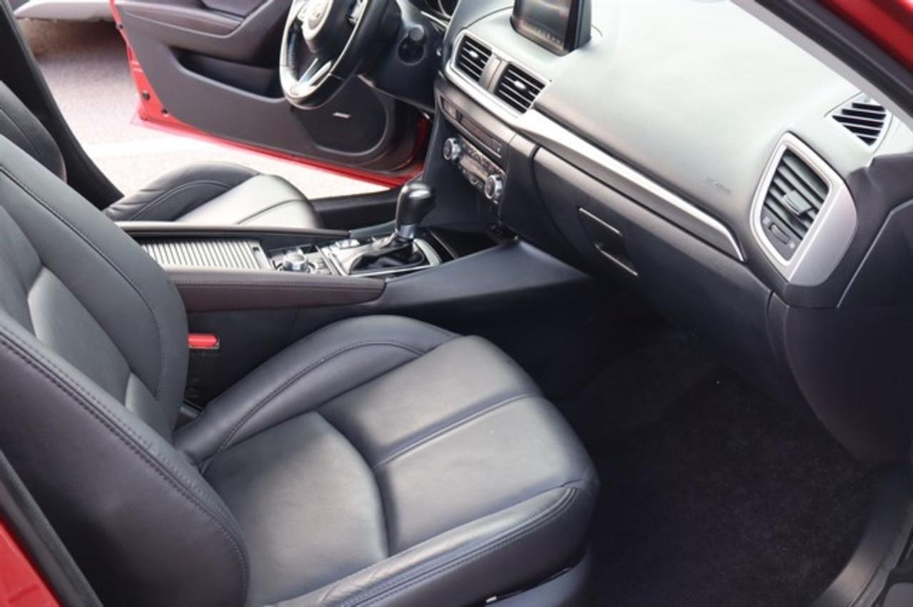 Mazda MAZDA3  2018