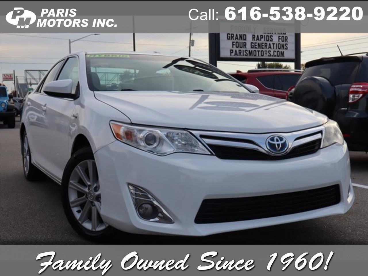 Toyota Camry Hybrid  2012