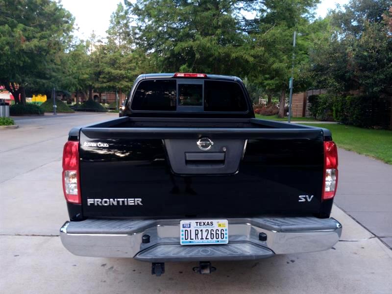 2016 Nissan Frontier SV photo 4