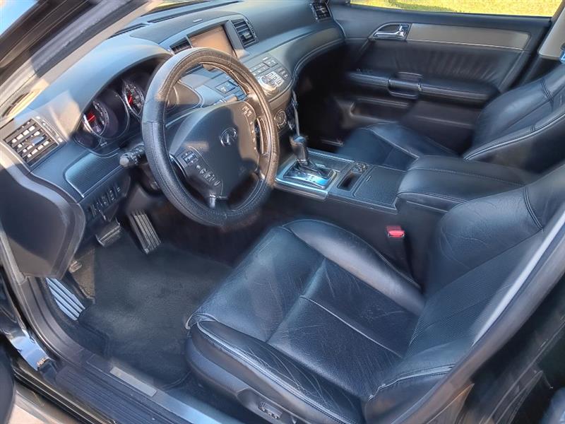 Infiniti M  2009