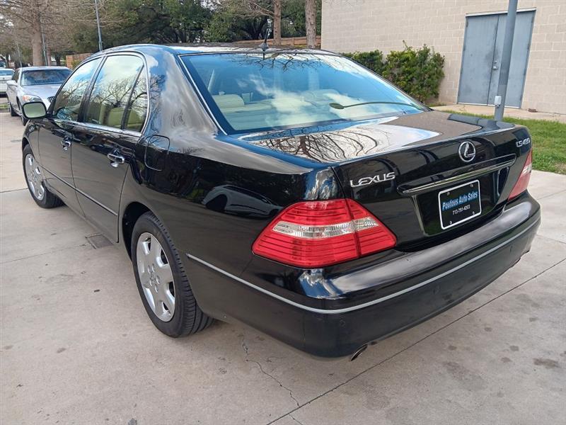Lexus LS 430  2005